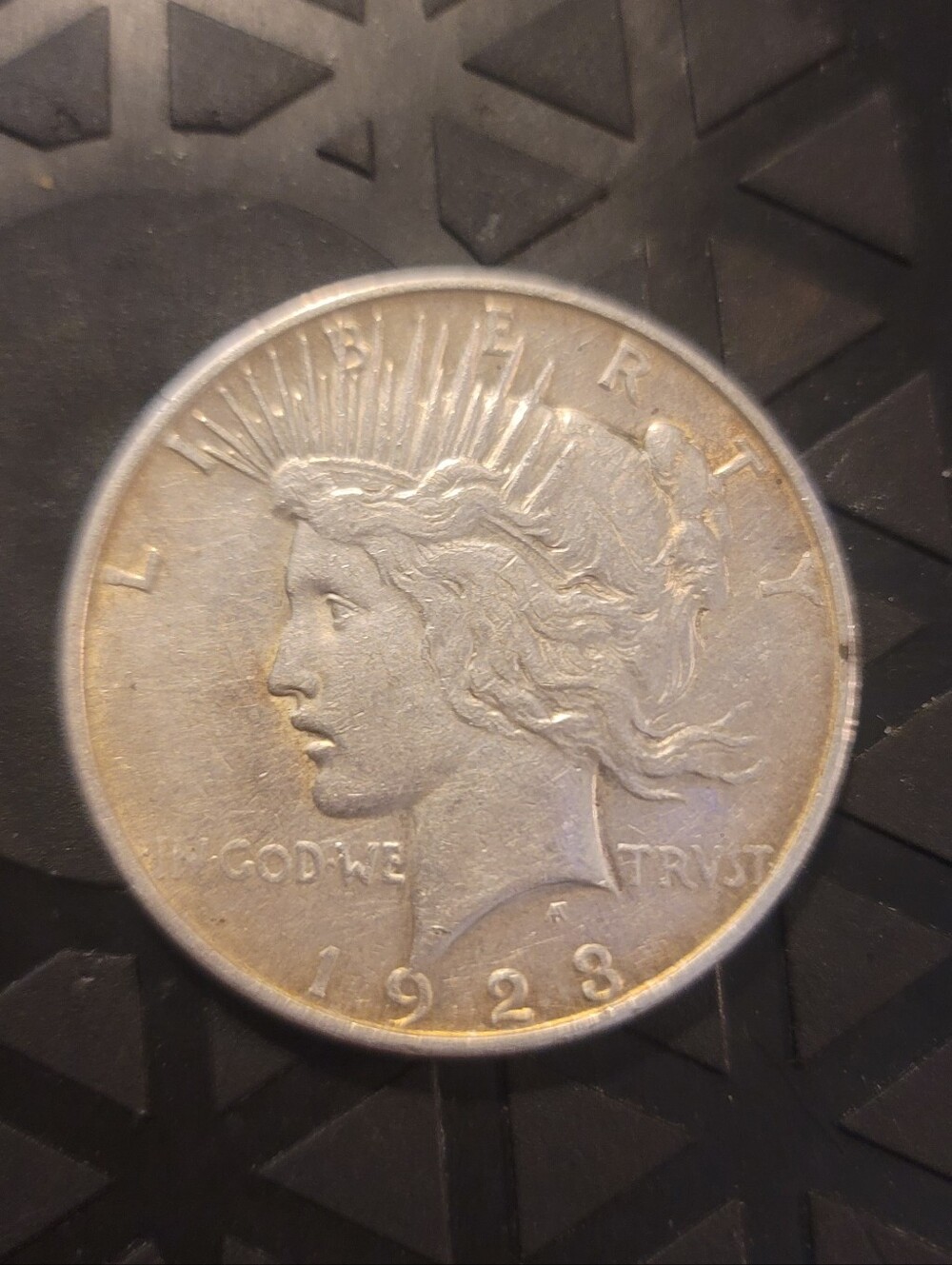 Vintage 1923 United States Peace Silver Dollar Coin 90% Pure Silver - Picture 4 of 4